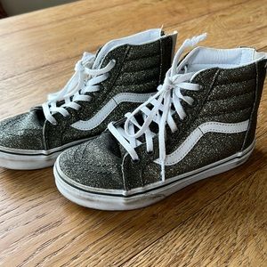 High top Converse Allstars in high prism silver glitter